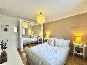 Photo 5- click for photo gallery